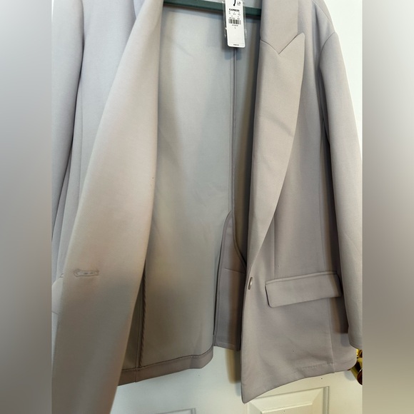 Express One Button Blazer - Picture 2 of 7